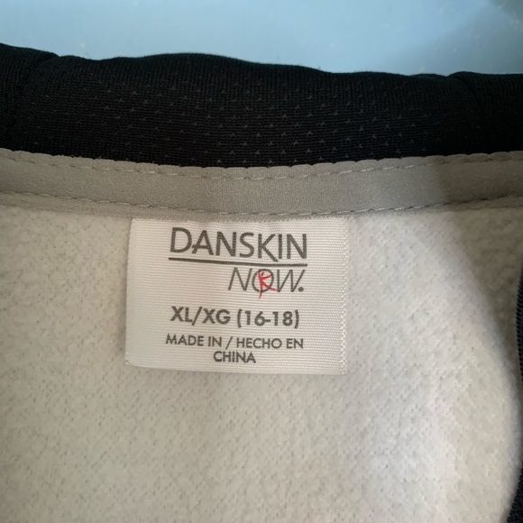 Danskin Now light gray full zip hooded jacket with pockets Sz XL - Picture 6 of 7